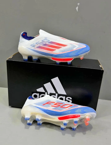 Chaussures de Foot Performantes