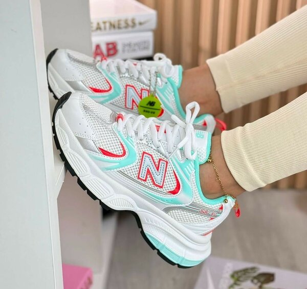 NEW BALANCE 530 V2