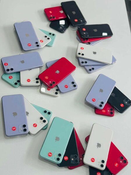 IPHONE 11
