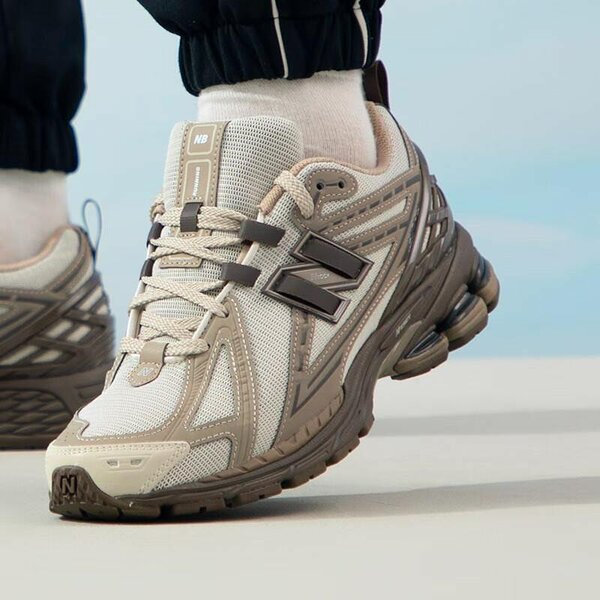 New balance 1906r