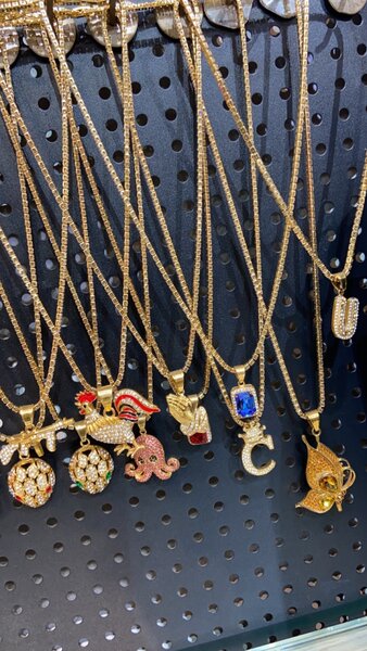 Solid chains
