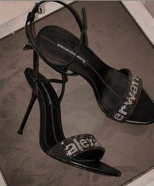 HEELS