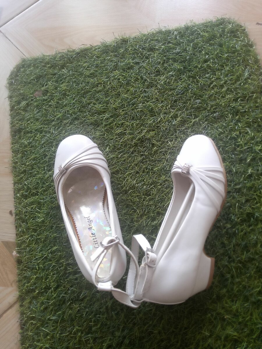 Heeled sandals