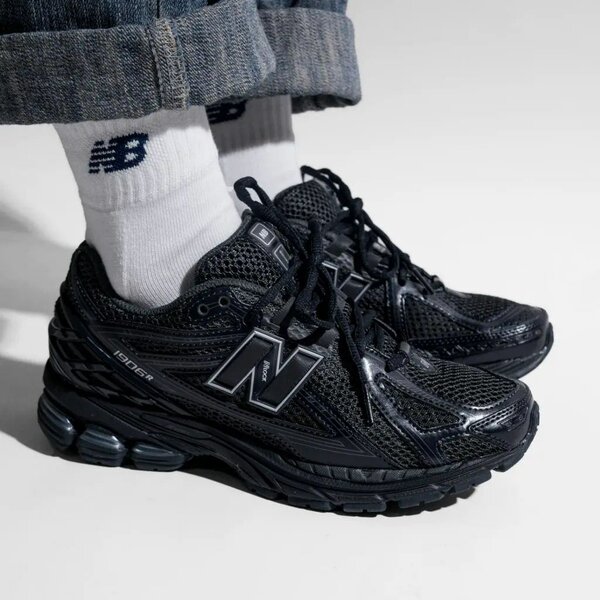 New Balance 1906