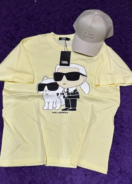 T-shirts graphiques Karl Lager