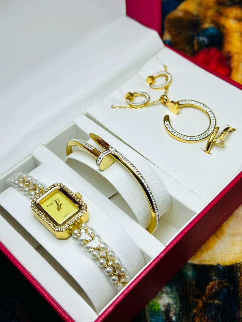 montre pour les femmes