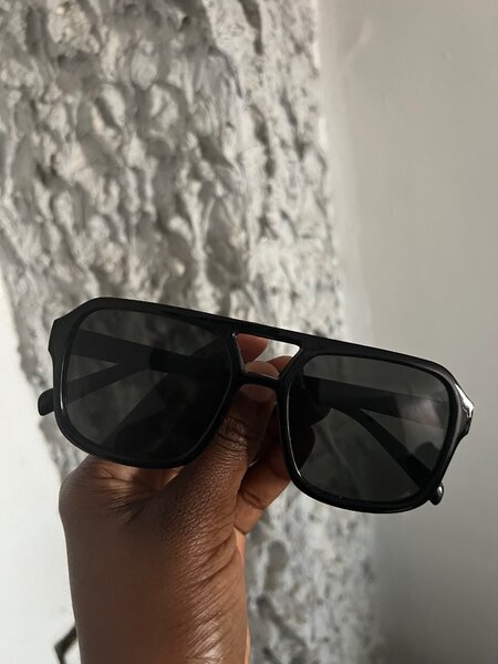 Lunettes de soleil élégantes