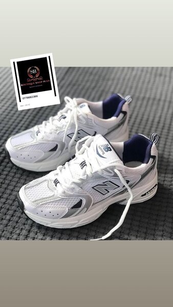 Basket New balance authentique avec sa boîte