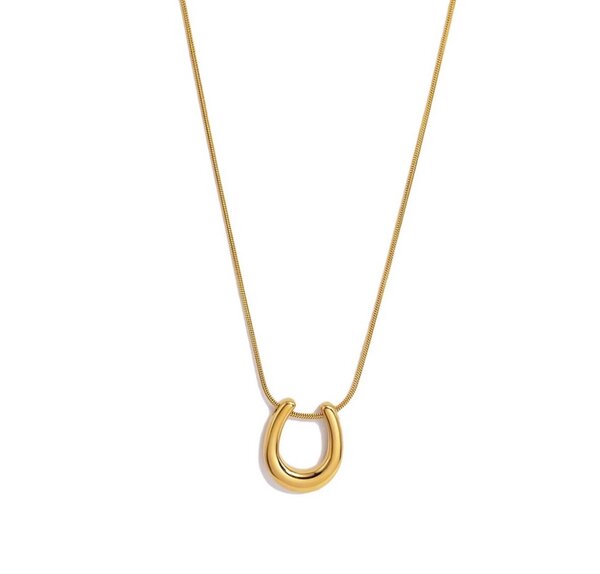 U - shaped necklace