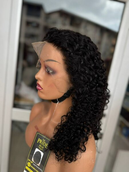 Perruque Lace Front Bouclée