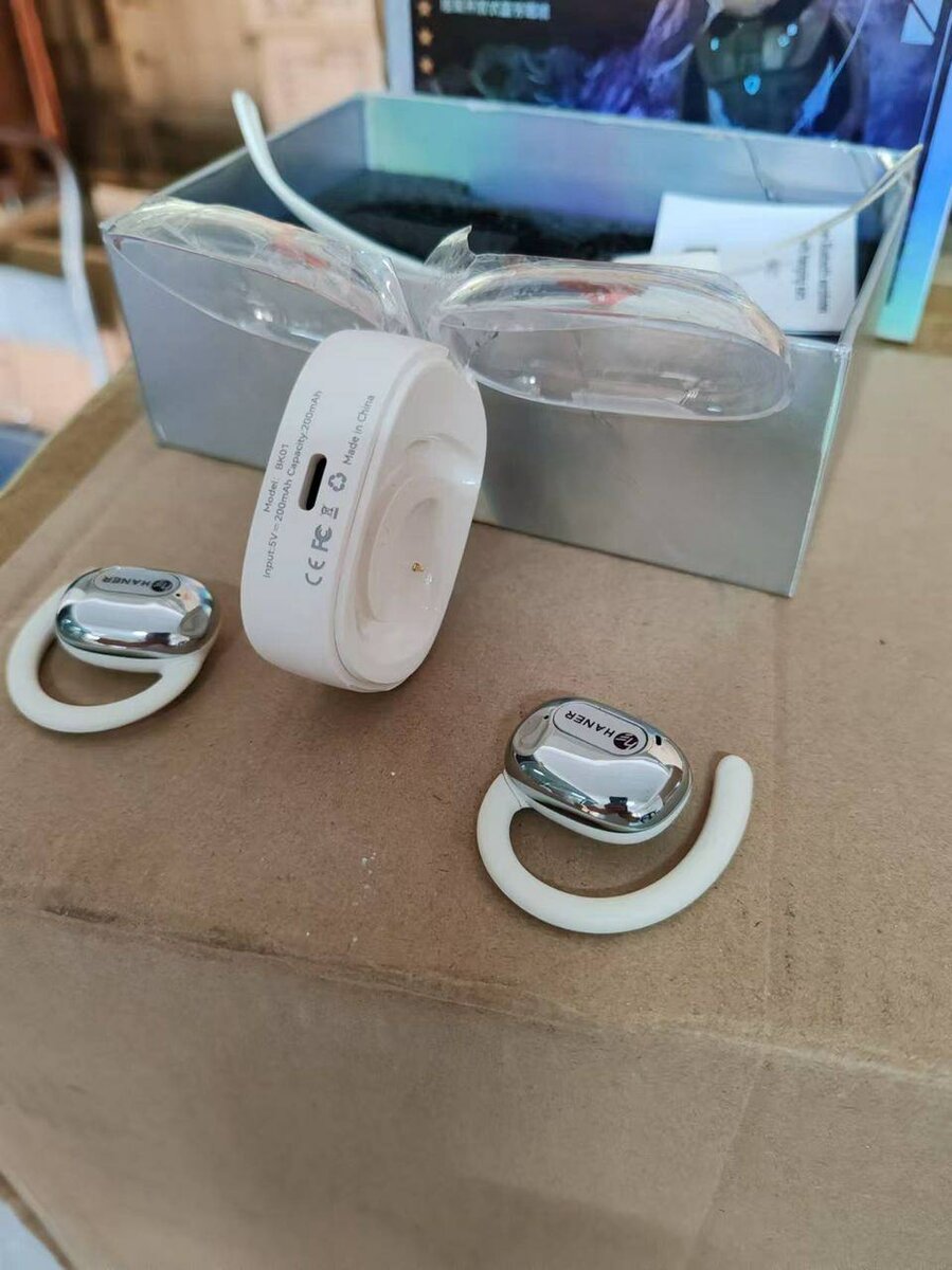 Bluetooth Wireless Earbuds