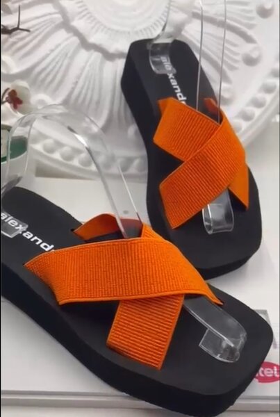 Platform slippers