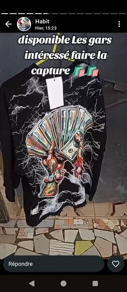 T-shirt graphique tendance