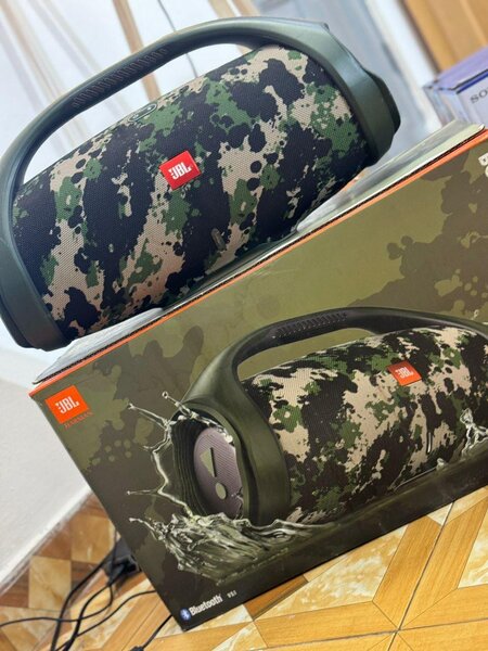 JBL xboom2