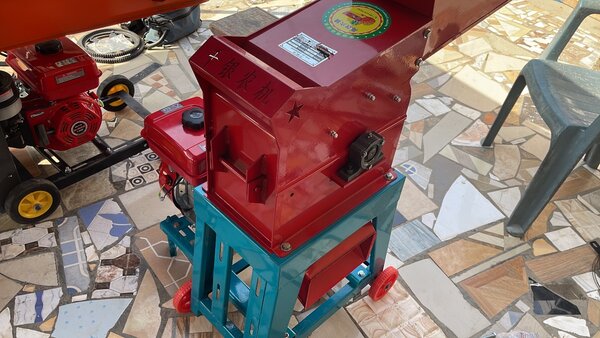 Feed crusher