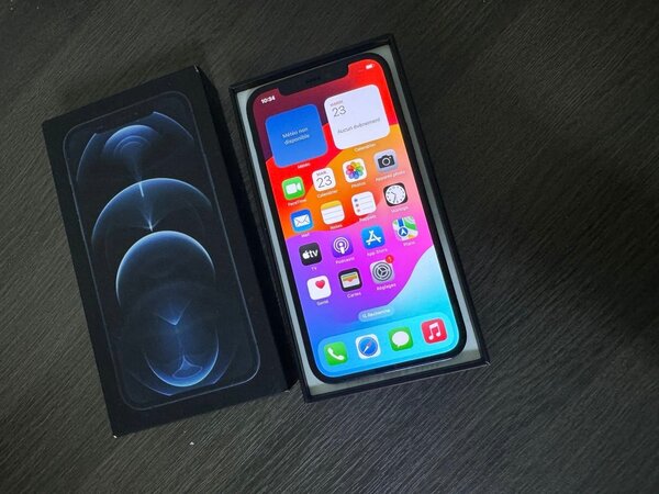 iPhone 12pro 128giga