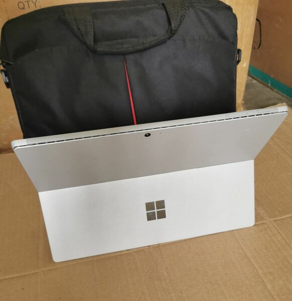 Microsoft Surface Pro 5