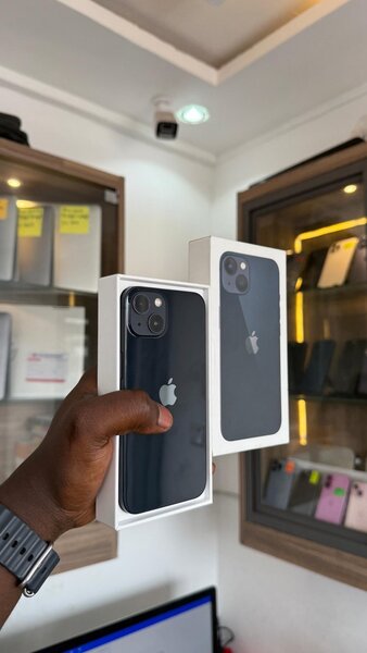 iPhone 13