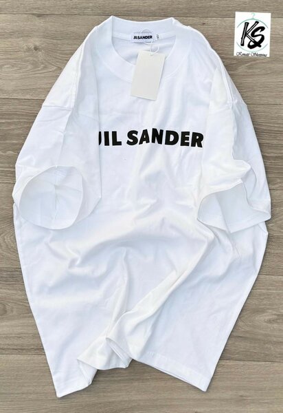 T-shirt blanche imprimée tendance