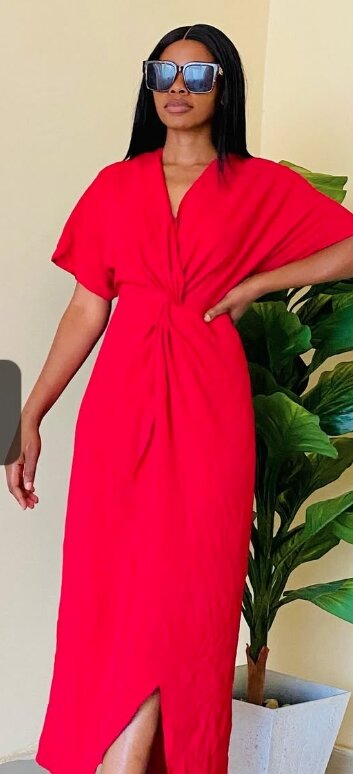 Elegant red dress m