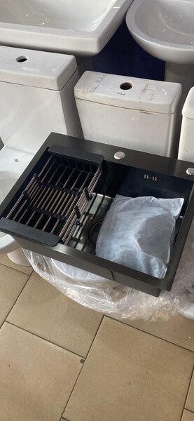 Kitchen sink