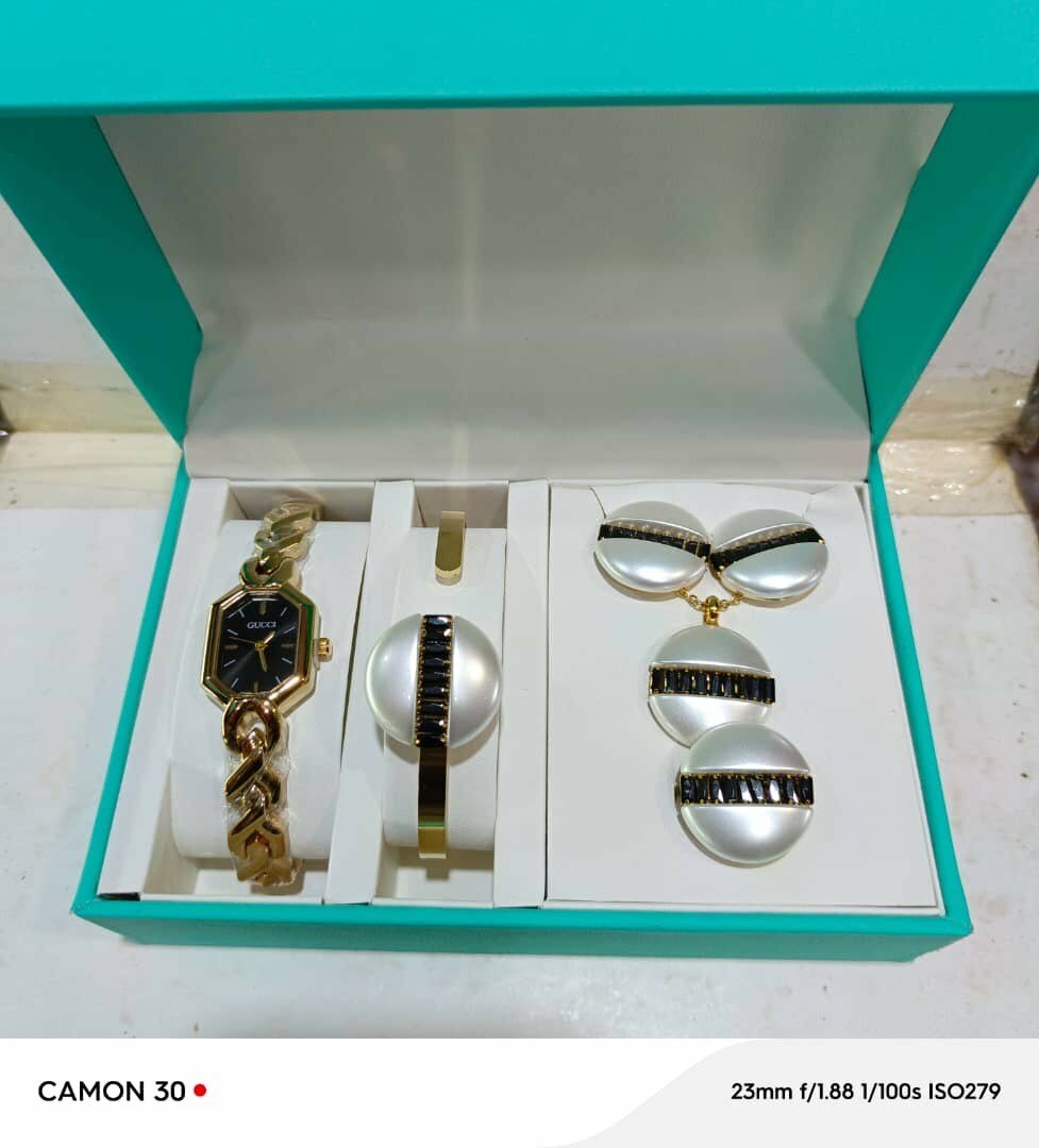 Ensemble bijoux