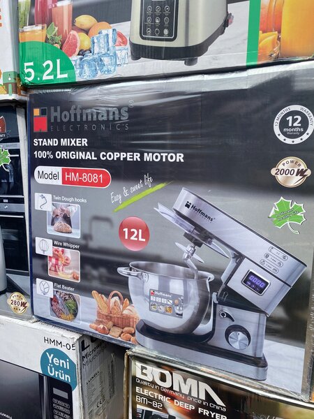 Stand mixer