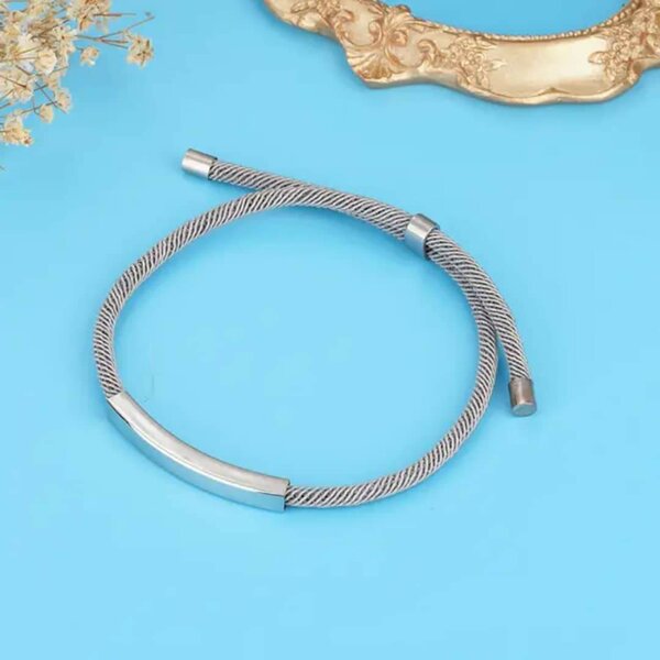 Collier moderne en argent