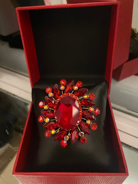 Brooch