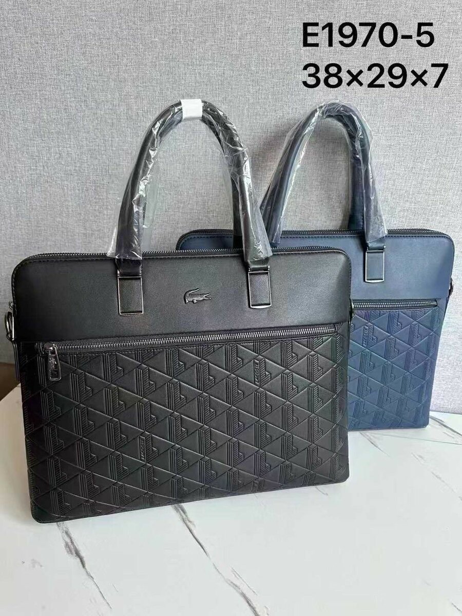 Sacoche en cuir élégant homme