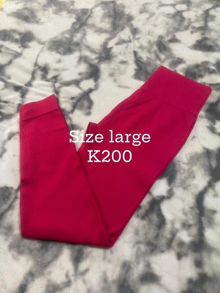 Ribbed leggings