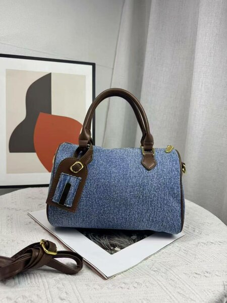Sac à main en tissu élégant