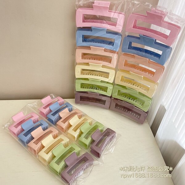 Claw clips