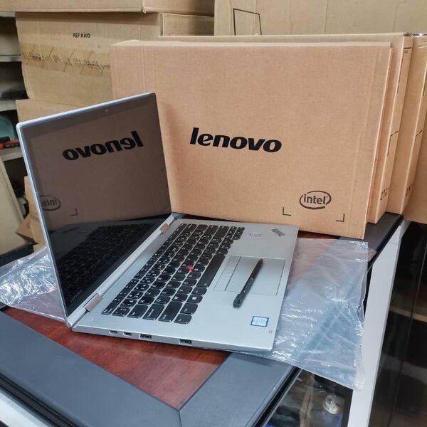 Ordinateur lenvoi Pliable a 360°