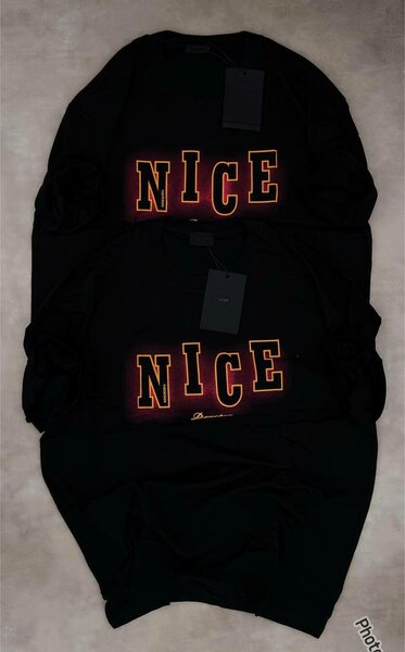 T- SHIRT