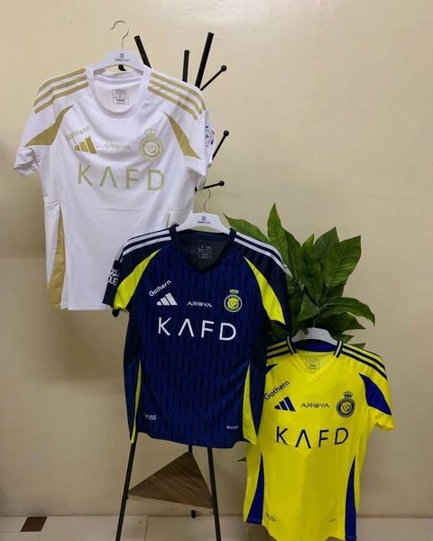 Maillot de football moderne