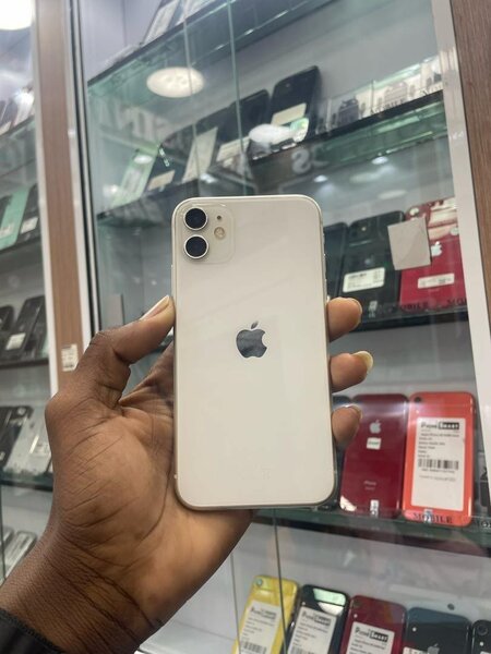 iPhone 11