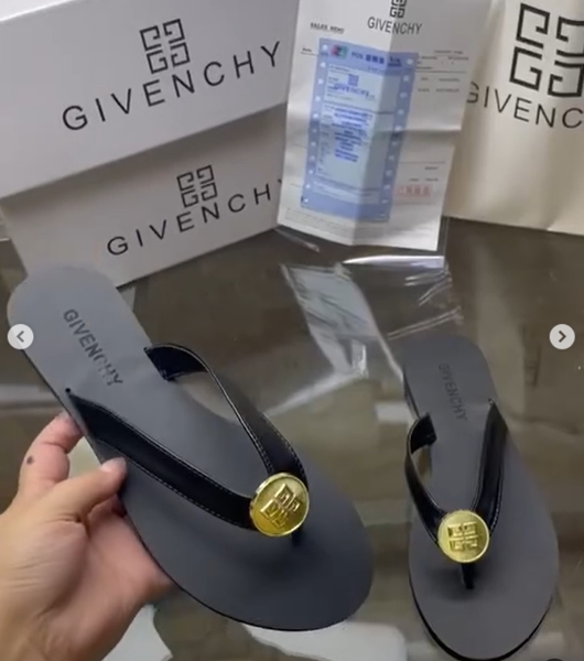 black flip flops