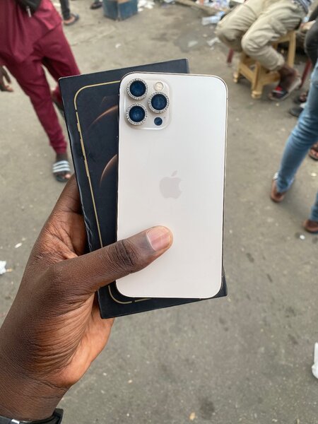 iPhone 12 Pro Max