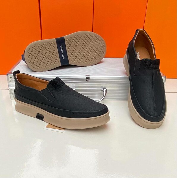 Fashion shoes
