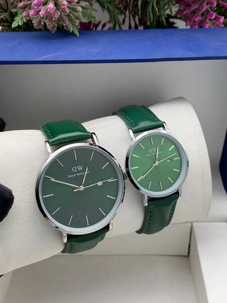DW COUPLE WATCH