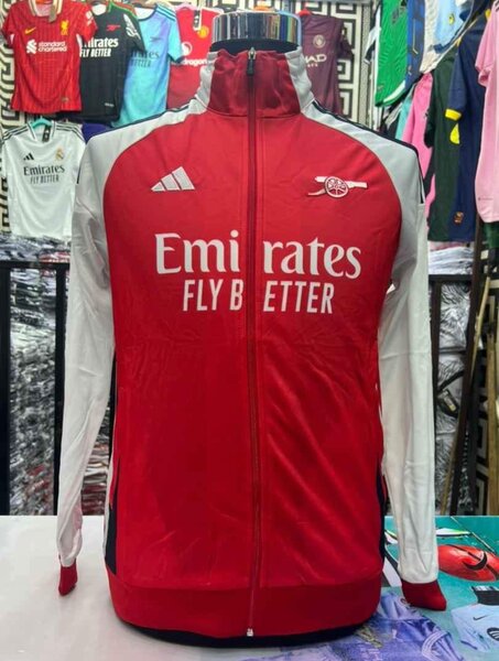 Replica jumper