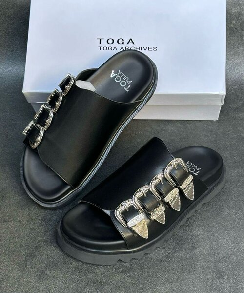 Sandales toga