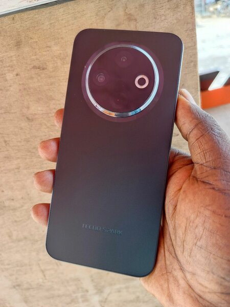 Tecno spark 30c