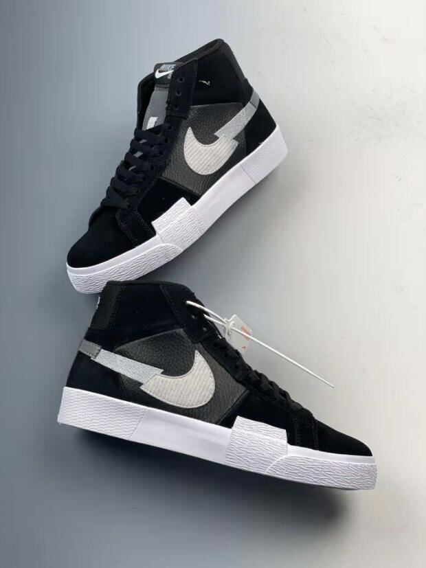 QUALITY NIKE SNEAKERS.