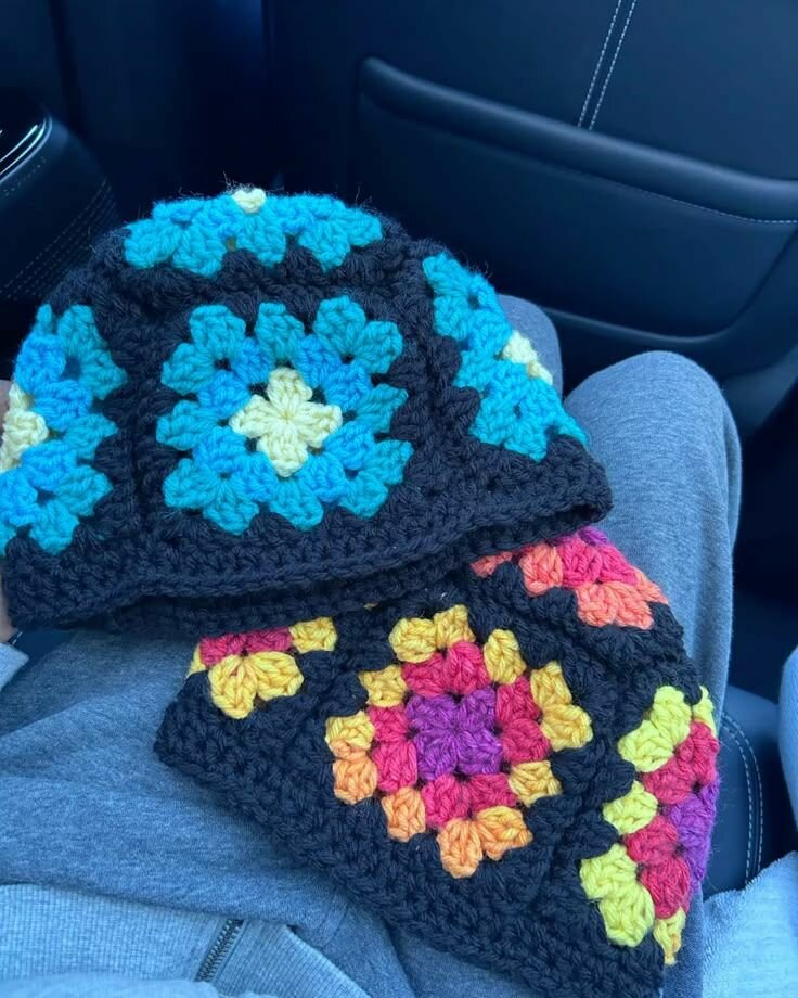 Bonnet crochet coloré