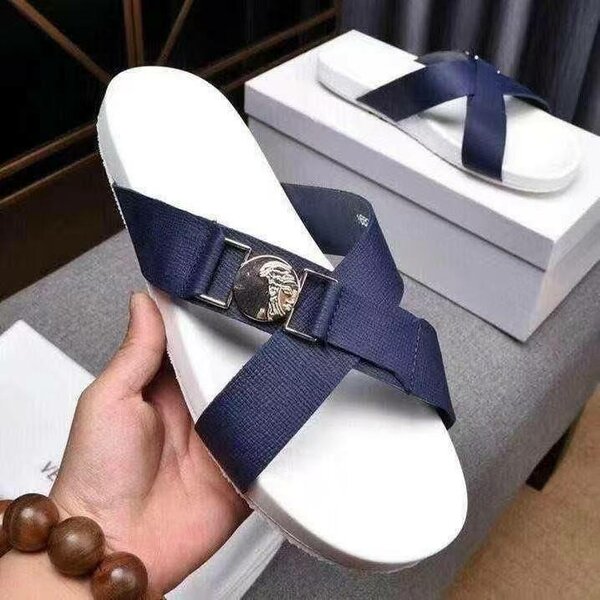 Sandales de marque