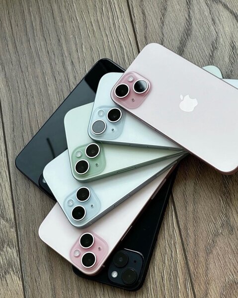 iPhone 13 simple