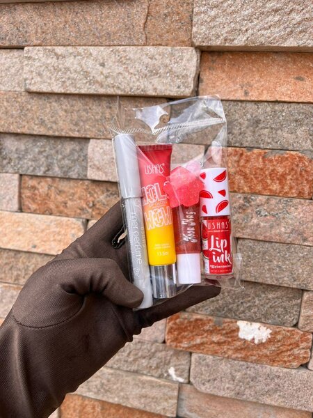 Lipgloss packs
