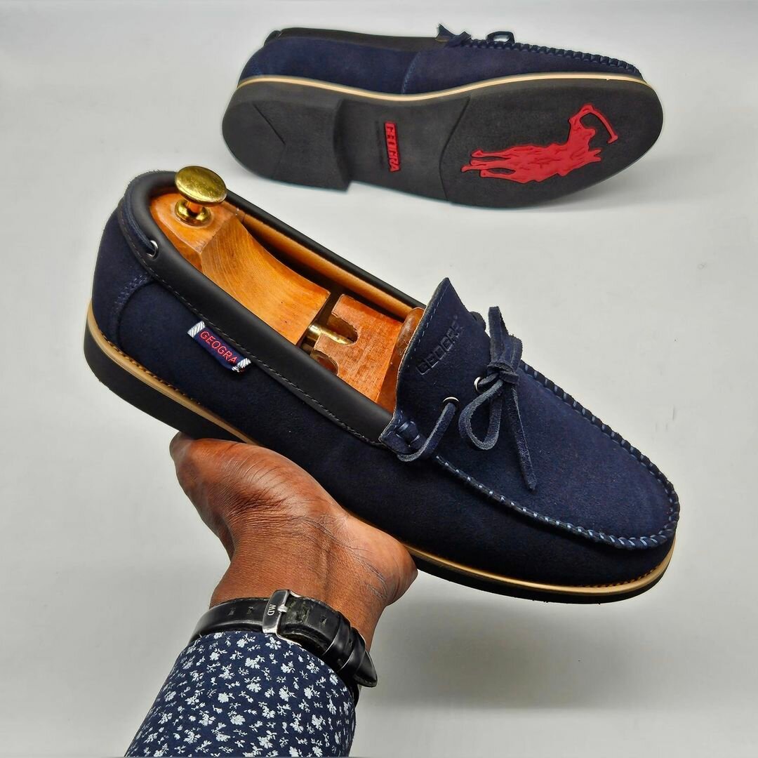 mocassins